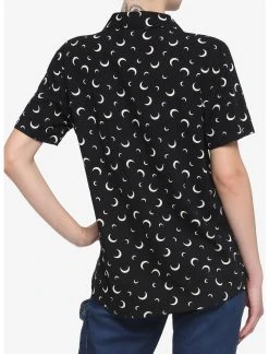 HUNIVERS Crescent Moon Resort Woven Button-Up 5 HUNIVERS Crescent Moon Resort Woven Button-Up -Her Universe Sales 18099950 av2