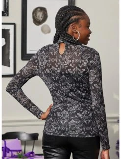 HUNIVERS Her Universe Star Wars Darth Vader Damask Twofer Long-Sleeve Top 6 HUNIVERS Her Universe Star Wars Darth Vader Damask Twofer Long-Sleeve Top -Her Universe Sales 19549771 av2